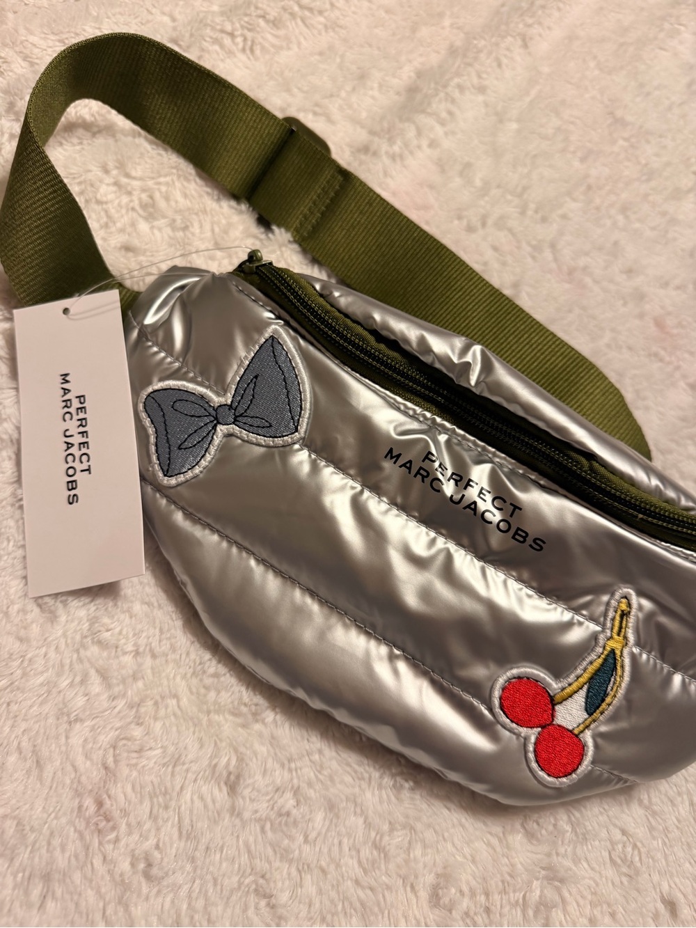 Perfect Marc Jacob Silver Puffer Belt Bag with Olive Strap